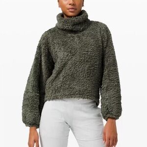NO LONGER SOLD Lululemon Warm Restore Sherpa Pullover